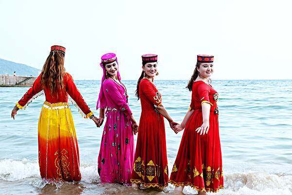 中国俄罗斯族朝鲜族蒙古族,俄罗斯有朝鲜族和蒙古族吗