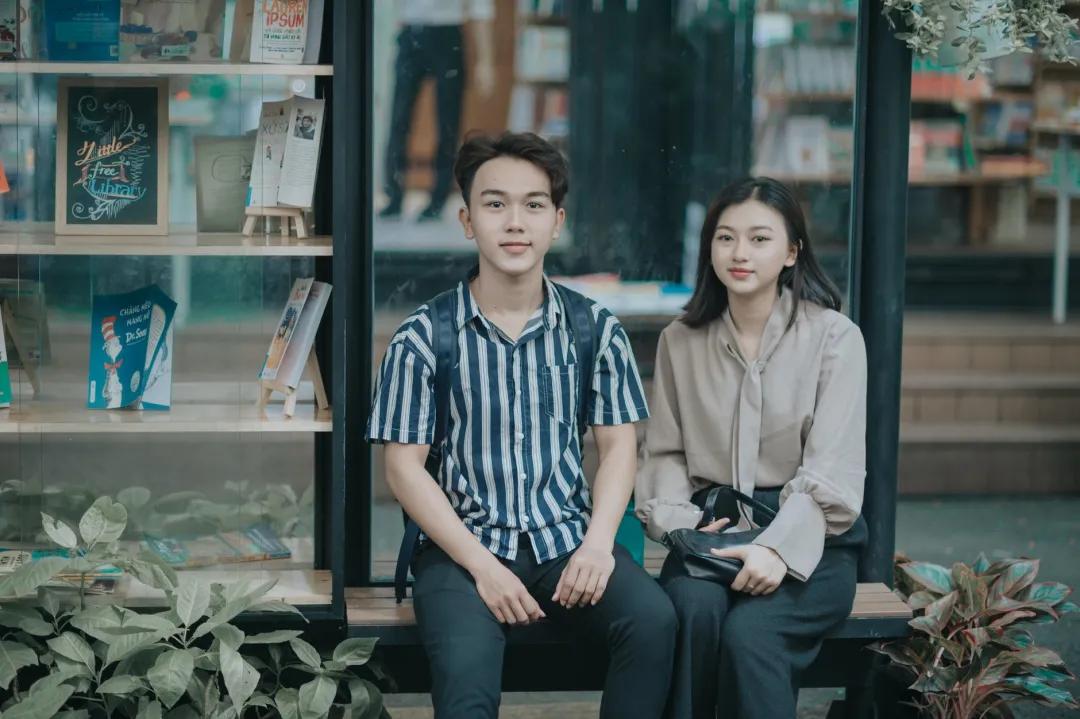 赵奕欢公布恋情上热搜,演戏多年不红如今跑龙套