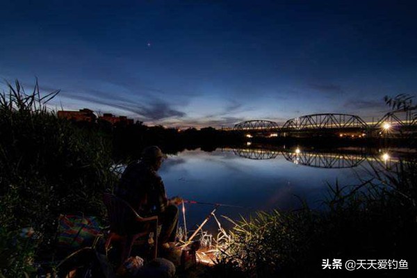 夜钓最厉害的钓法,夜钓该怎么钓路亚