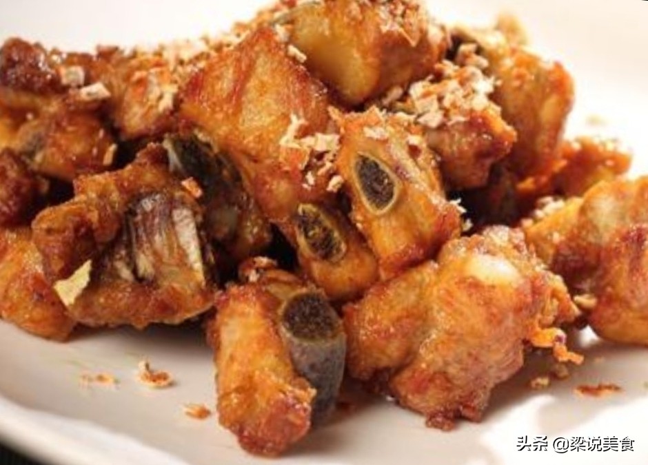 排骨怎么做才能软烂脱骨不焯水,排骨怎么做才嫩滑