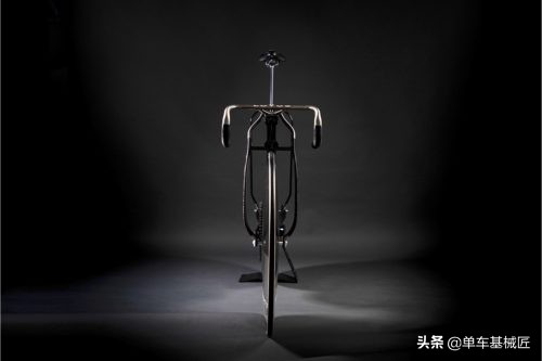 莲花和Hope联手打造的这辆自行车,再次刷新了我的三观