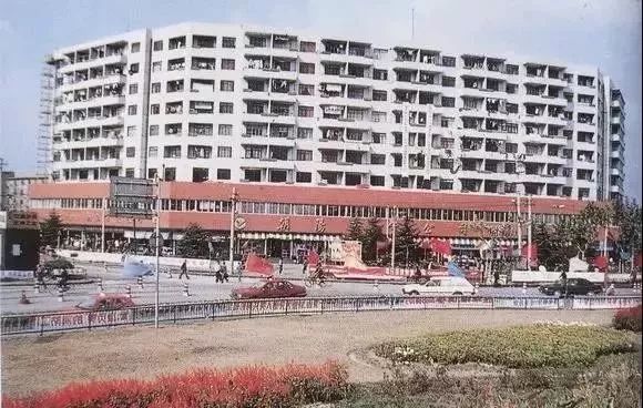 上海哪些商场倒闭了,上海倒闭的商场现状如何