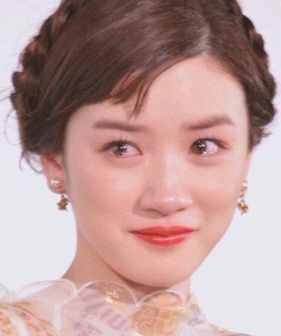 塌鼻子蒜头鼻瘦下来能好看吗,塌鼻梁蒜头鼻侧脸为什么会很丑