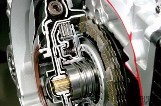 双离合变速箱干式和湿式的区别,双离合变速箱怎么区分干式和湿式
