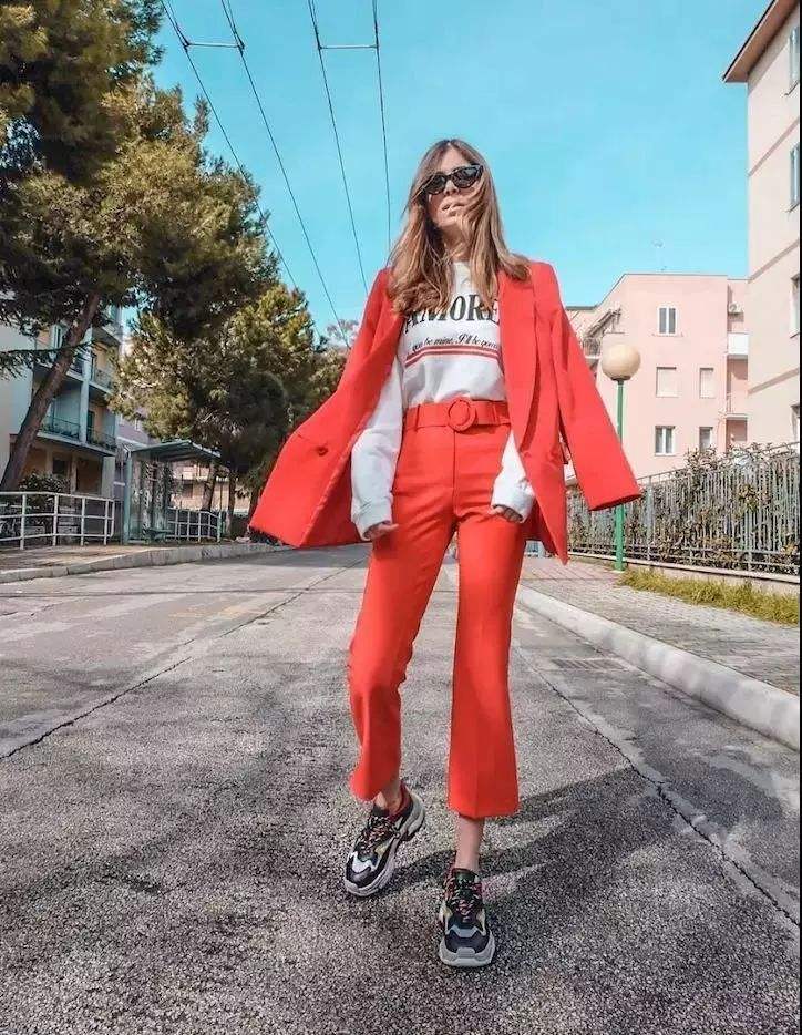 秋冬小个子穿裙子时鞋子搭配,小个子夏季穿什么鞋子配裤子裙子