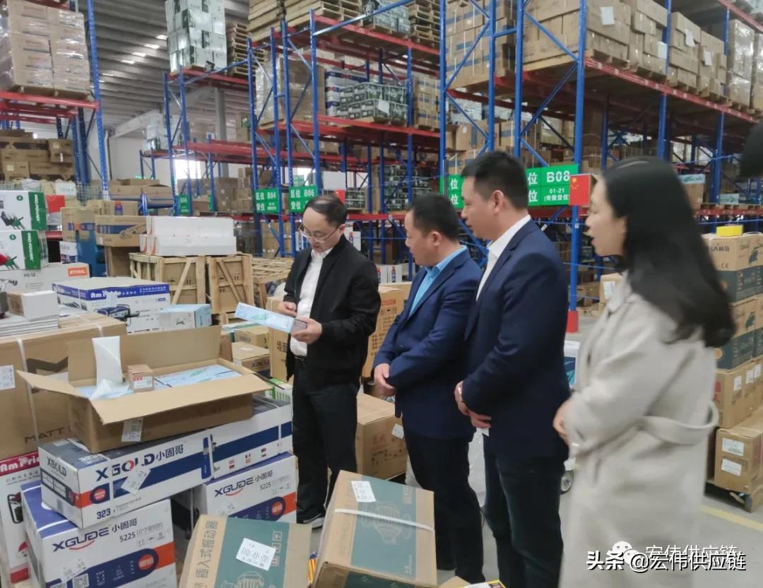 市委副书记、市长张群环莅临中央仓储物流中心开展“三服务”活动