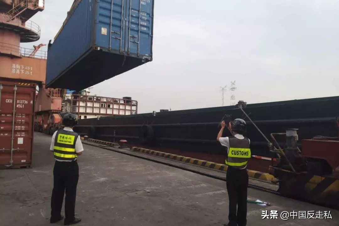 国门利剑打击汽车走私,2023年海关打私十大典型案例