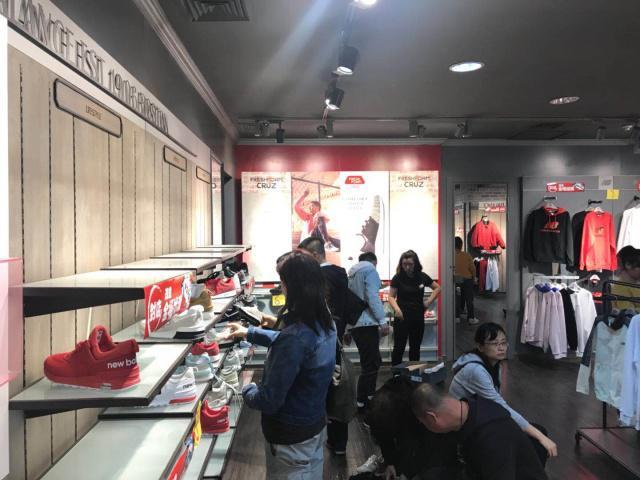 燕莎蓝岛赛特长安,燕莎与赛特