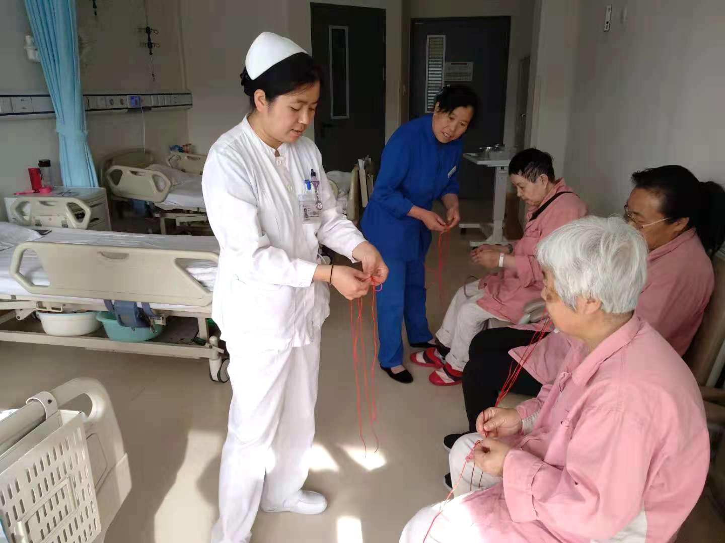 走进我国第一个帕金森病和相关疾病专科病房