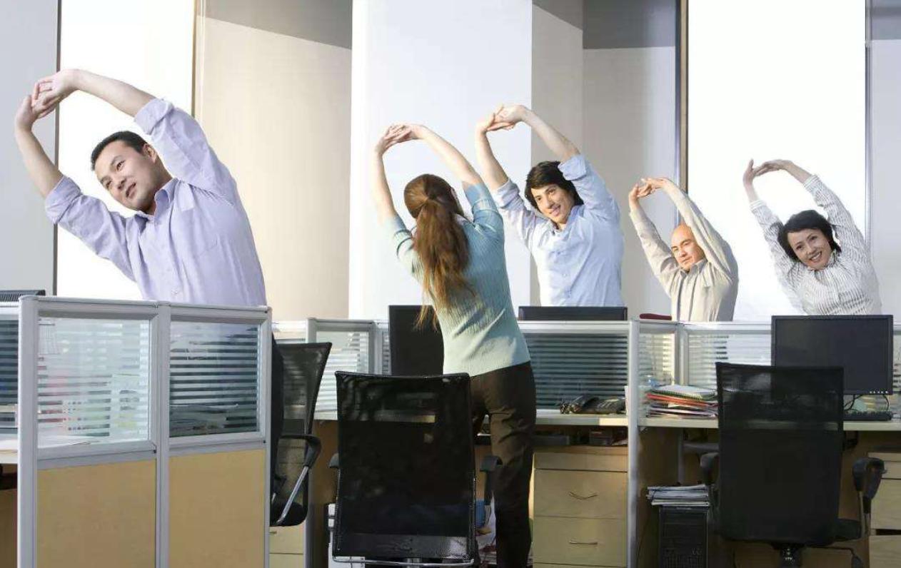 小孩脖子一动就咔咔响是什么原因,脖子每次转动就咔咔响是什么原因