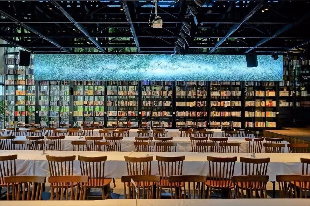 放弃一线城市年薪30万回老家,放弃30万年薪隐居深山