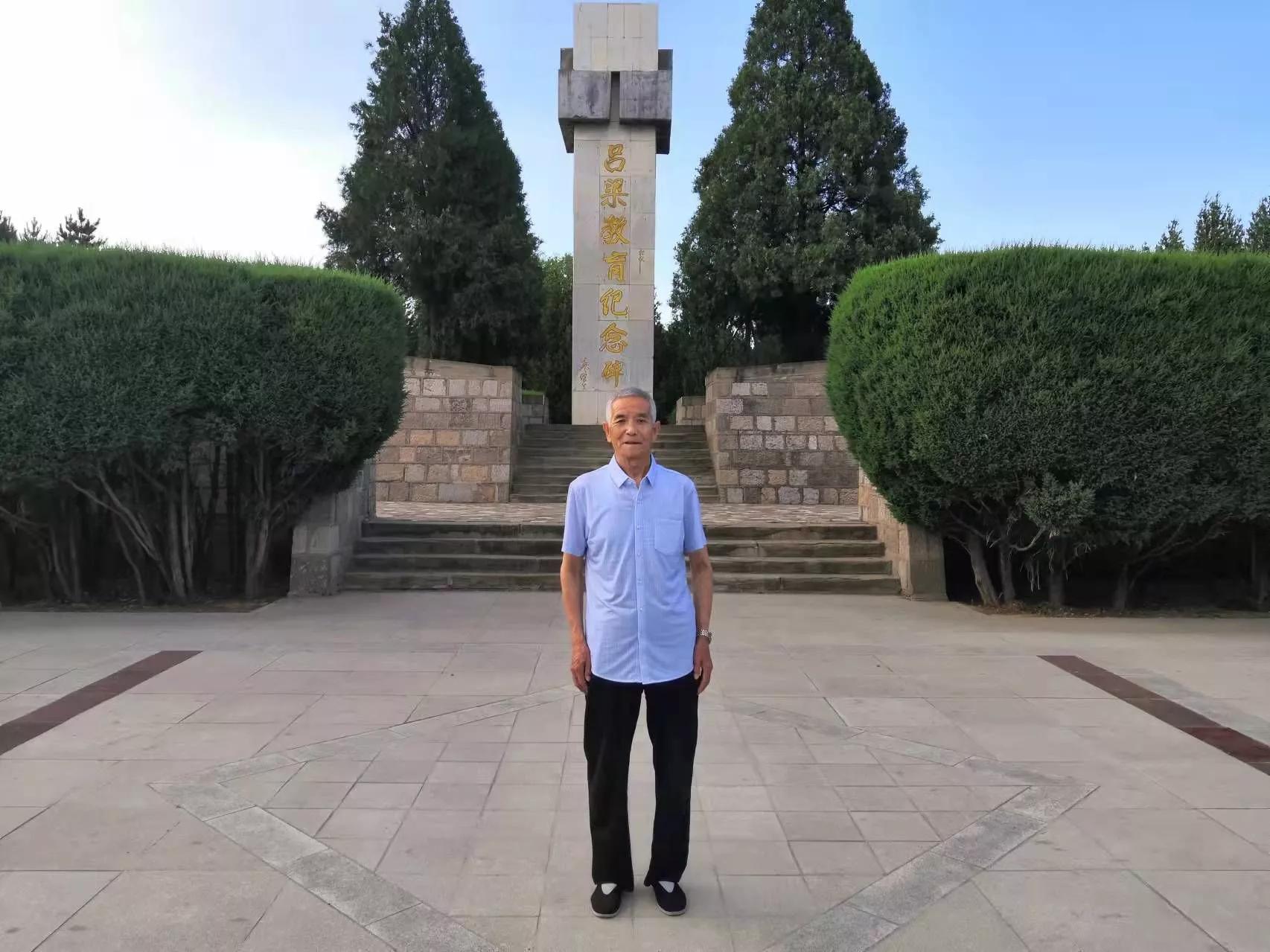 追忆我的父亲全文,忆我的父亲范文