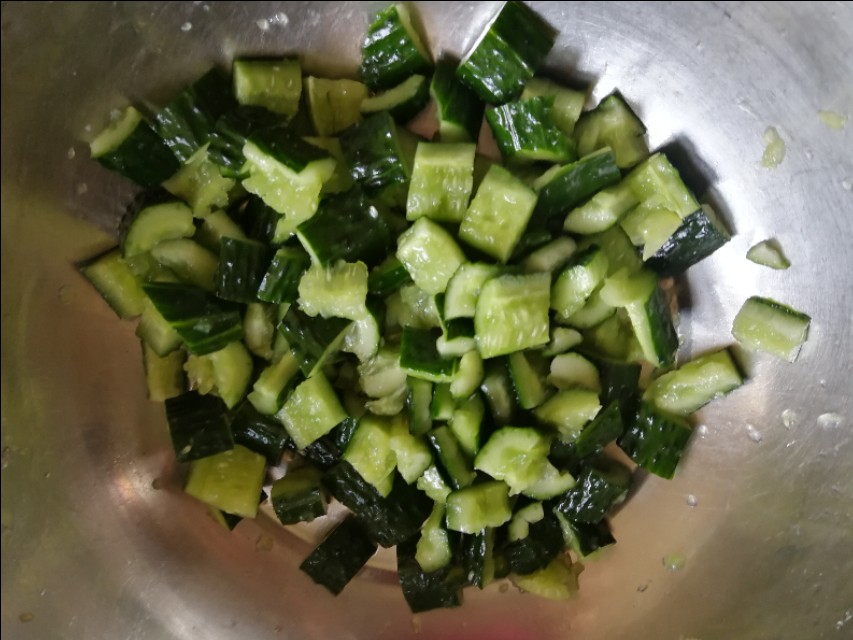 爽口拍黄瓜视频,爽口凉拌拍黄瓜饭店