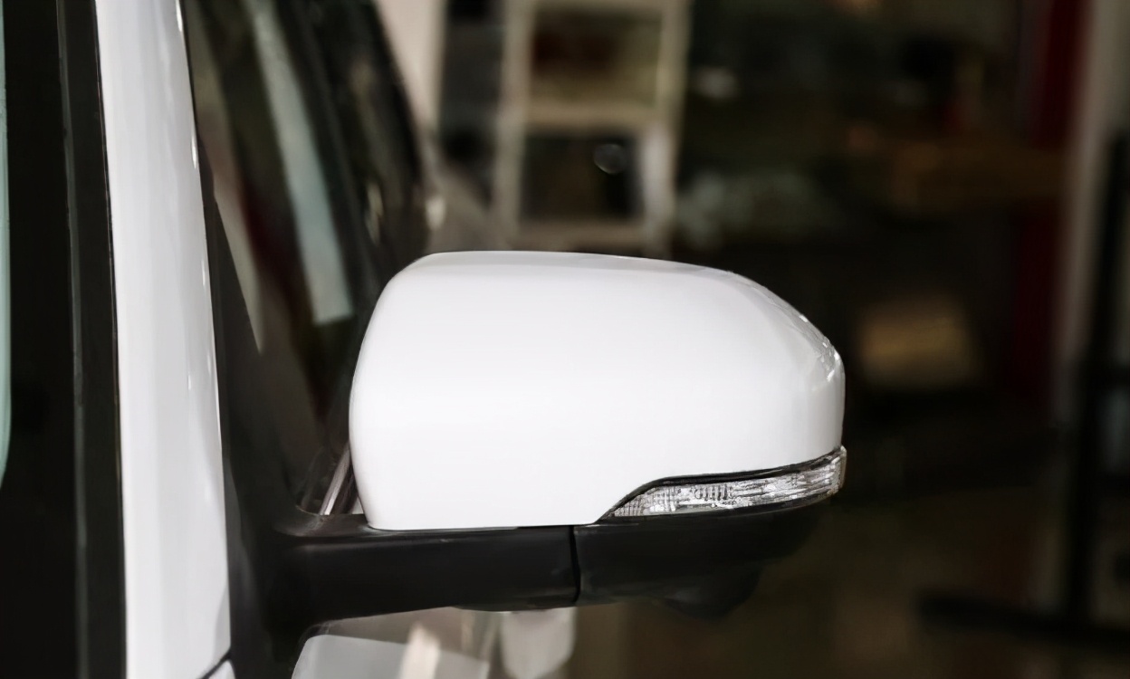 95后小伙喜提车,90后小伙子喜提神车