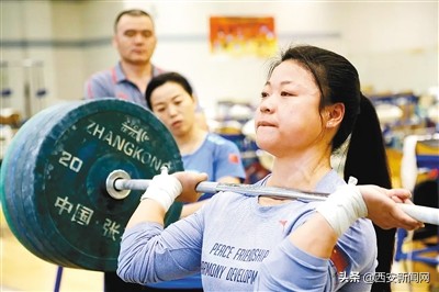 新时代中华体育精神迸发新力量,新时代体育拼搏精神