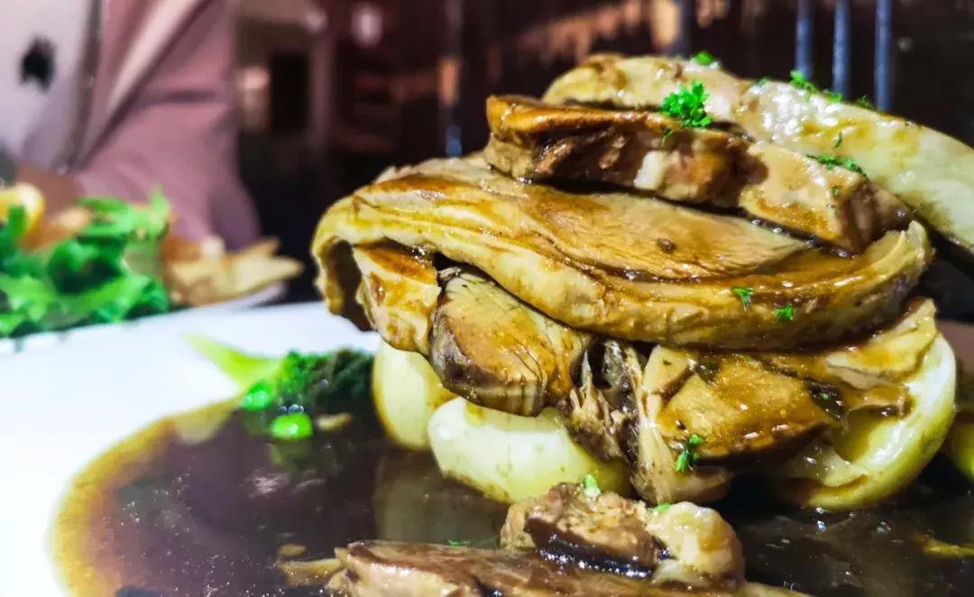 比国内油价还高三四块！这地方奔驰不如日系车受欢迎！