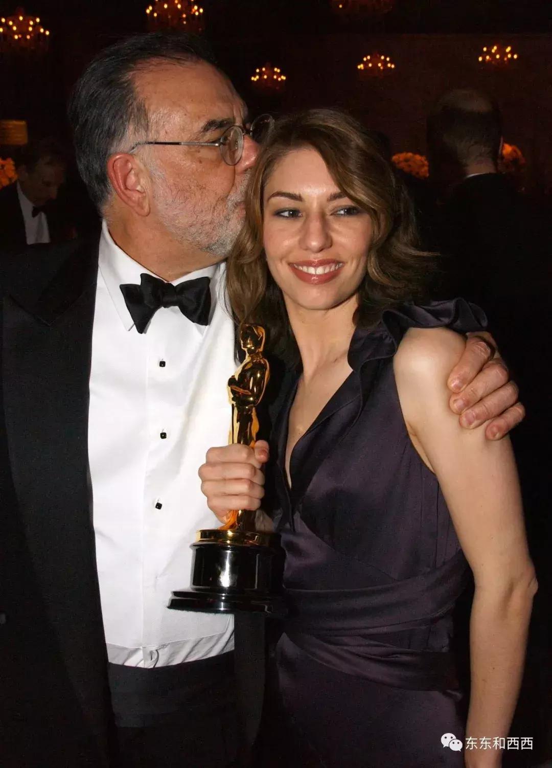 尼古拉斯凯奇的新恋情,尼古拉斯凯奇败家之王