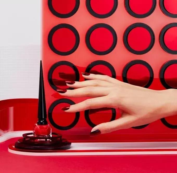 新品：纪梵希推出2019年情人节限量版口红