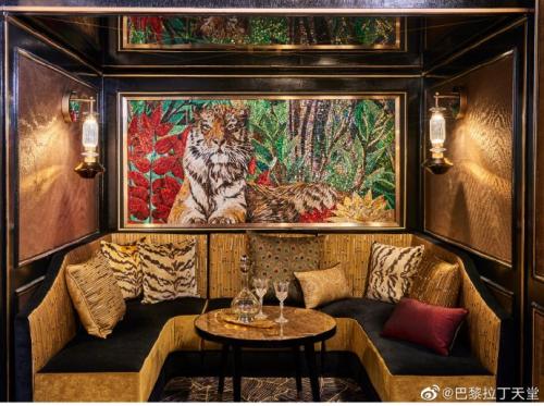 angelababy在酒吧打碟,angelababy巴黎秀场