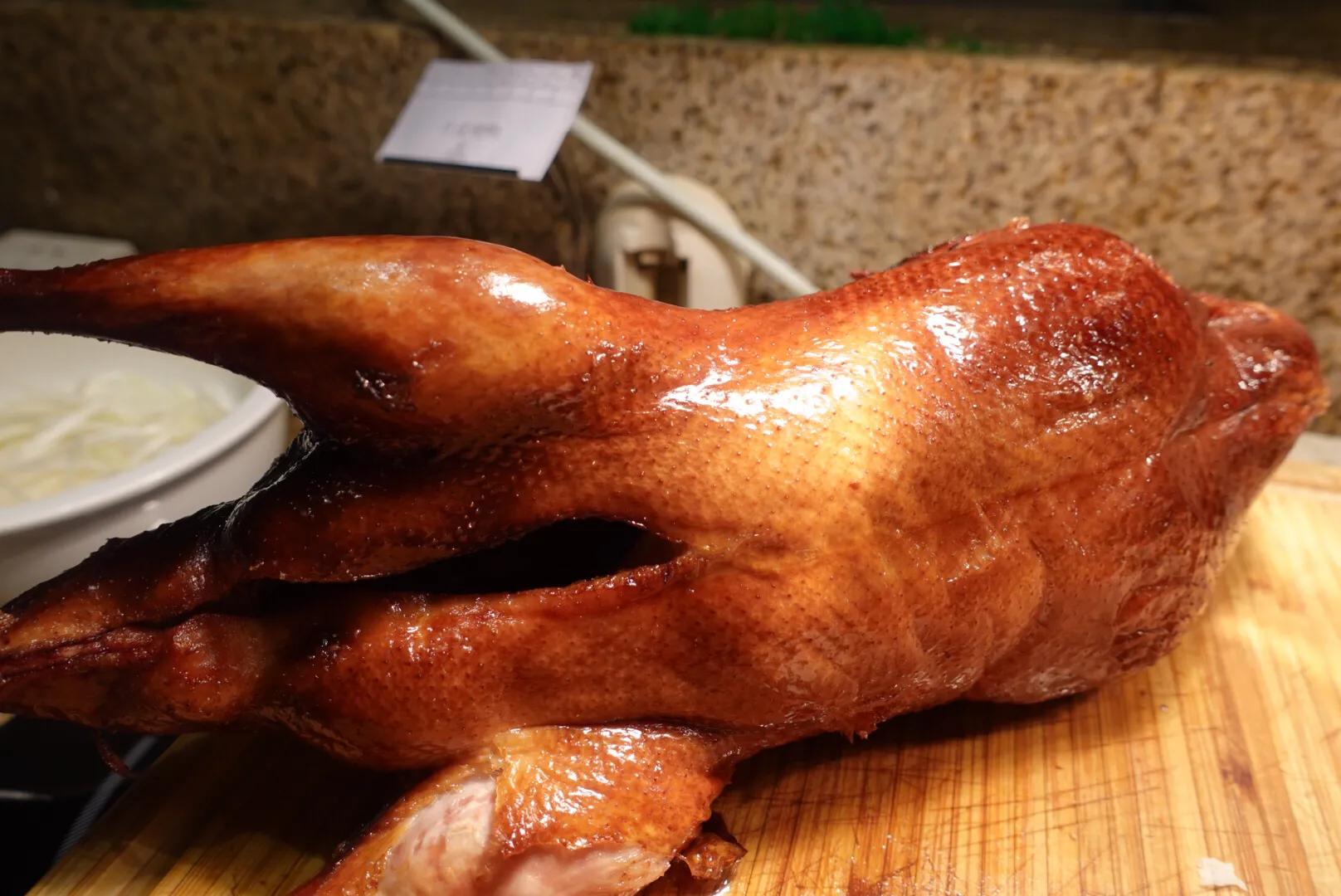 南京这家11年的酒店自助餐，现蒸海味畅吃！鲜掉眉毛～