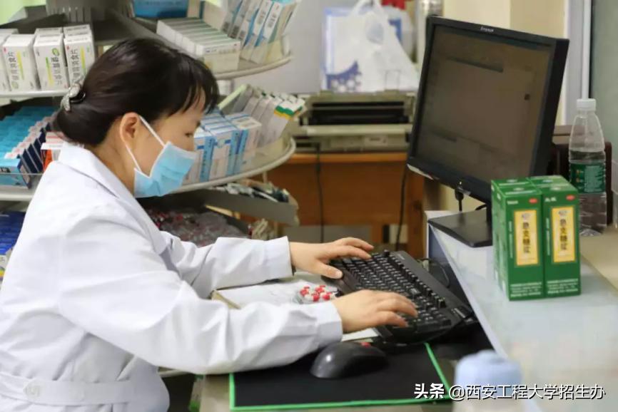 教师获奖风采,教师优秀事迹和获奖情况