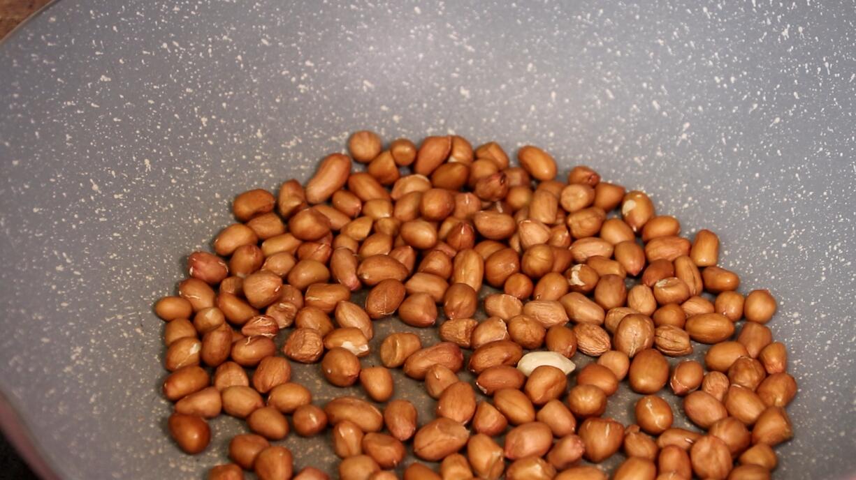 制作原味香菇酱的家常做法,正宗素香菇酱的制作方法