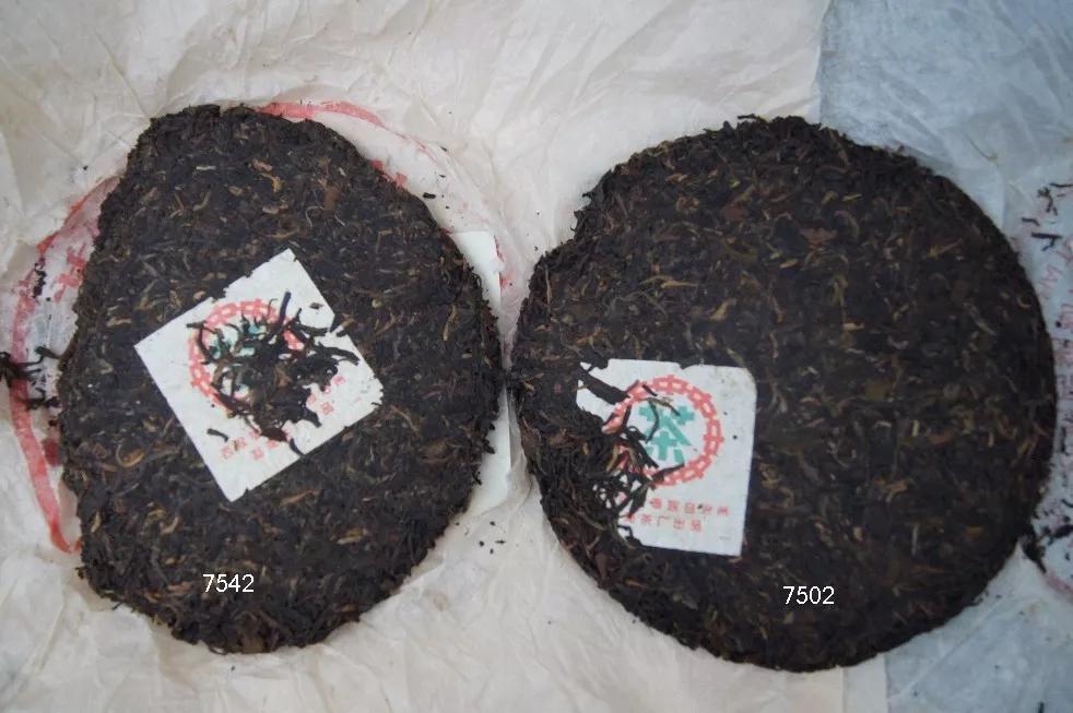 98年勐海茶厂方砖熟茶鉴别,7542和7502的区别