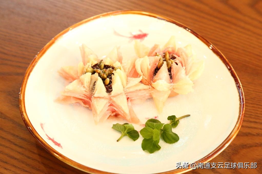 浼戦棽鍚х洏榫欏尯,浼戦棽鍚уソ鍘诲