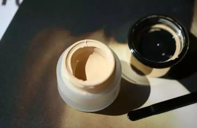 卡姿兰粉底液小奶猫三代秋冬,平价油皮粉底液遮瑕持久秋冬