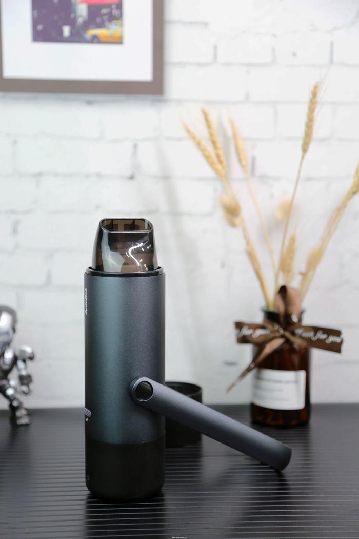 autobot无线车载吸尘器拆解,最新款autobot无线车载吸尘器