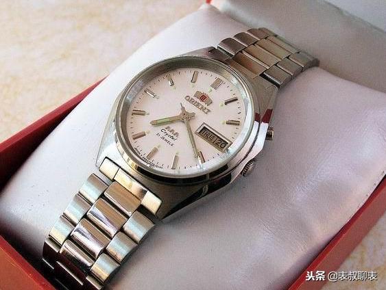 长辈佩戴多年的腕表,回忆80年代女士戴过的手表