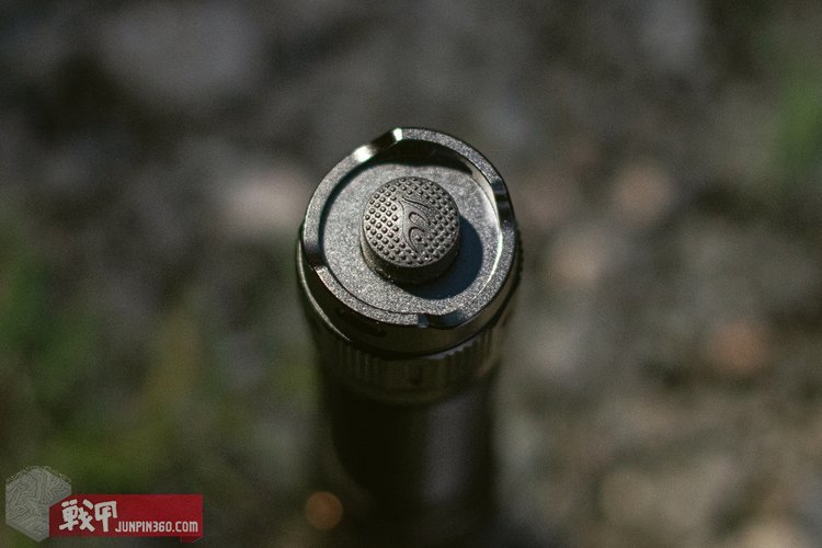 fenixtk30手电测评,fenixtk30激光手电拆解