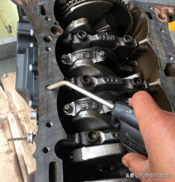 ea888正时链条更换后数据不正常,ea888没有及时更换火花塞导致拉缸
