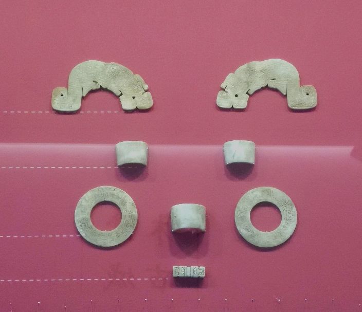 玉饰装饰,玉觿配饰