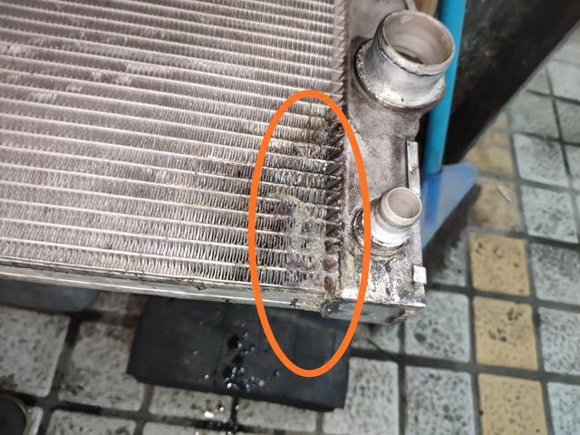 18年宝马gt水泵,8代gti水箱漏水