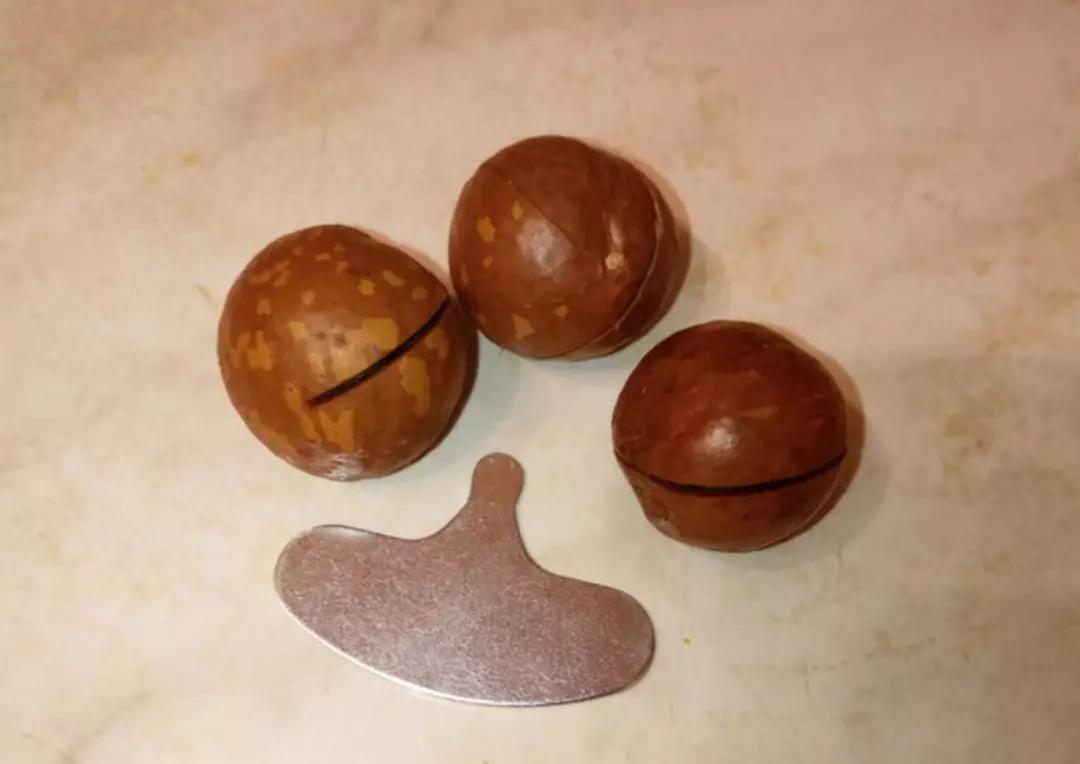 花生腰果哪个好,腰果巴旦木坚果