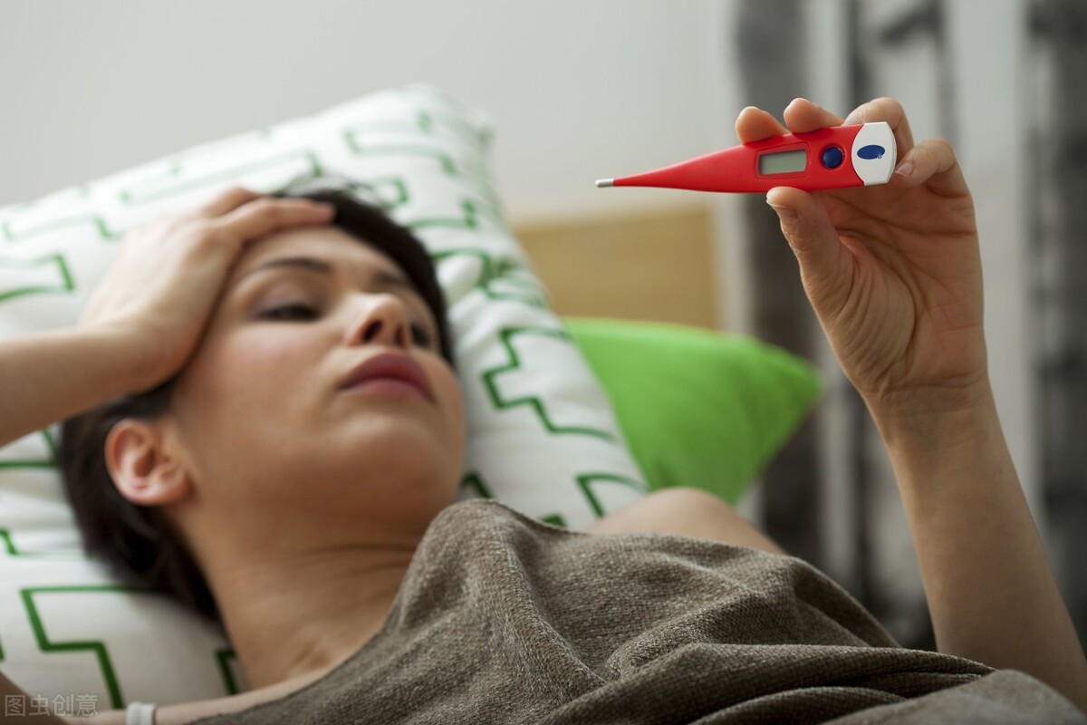 小孩发热好了又有低热怎么办,儿童有点发热在家怎么处理