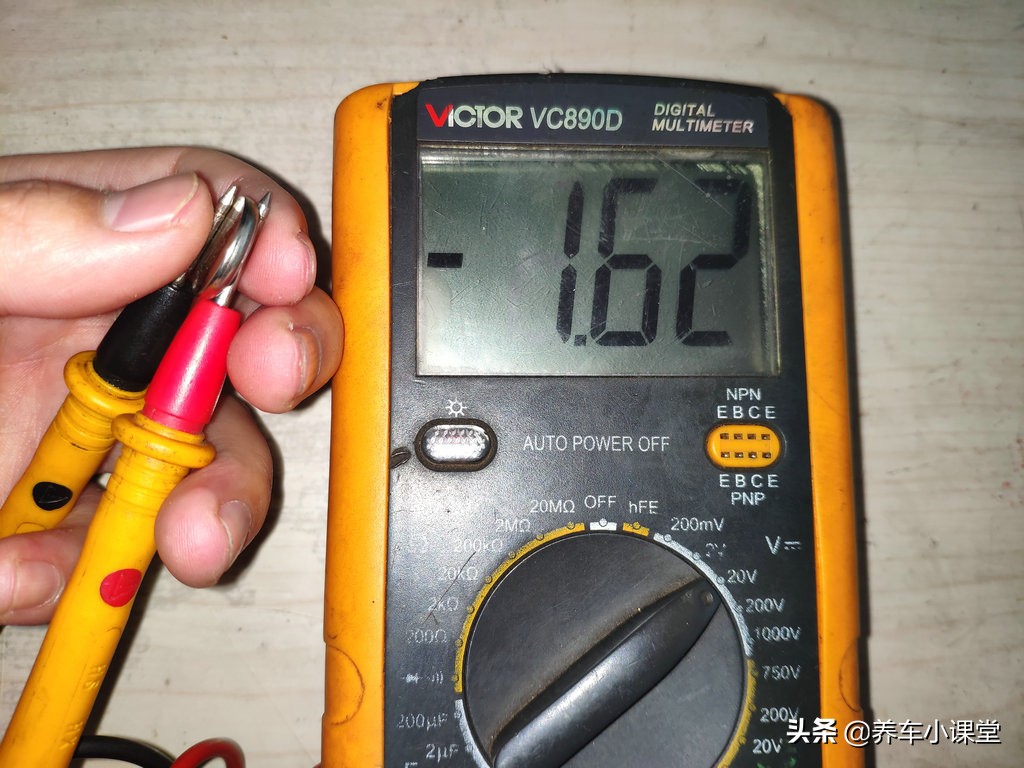 如何防止被维修店坑,遥控器按键失灵修复小技巧