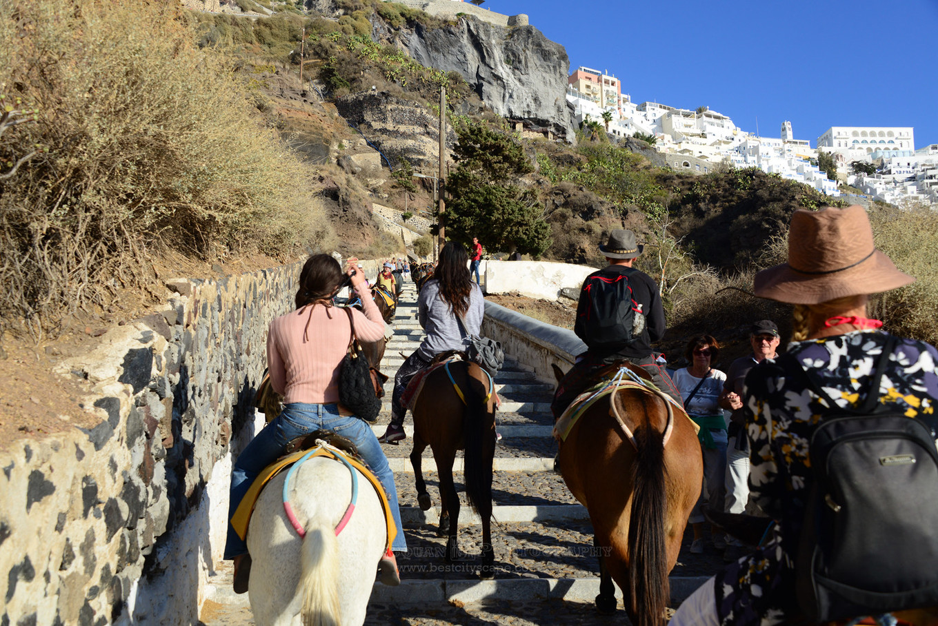 希腊圣托里尼一年四季,希腊圣托里尼岛介绍