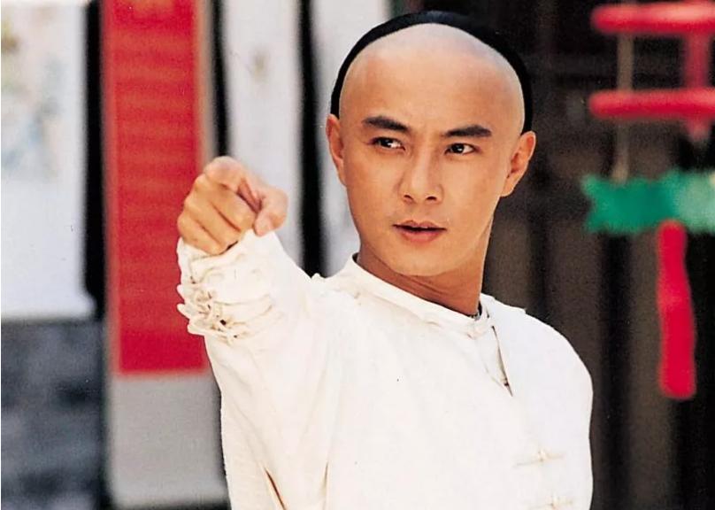 17岁加入tvb跑8年龙套,17岁打工养家