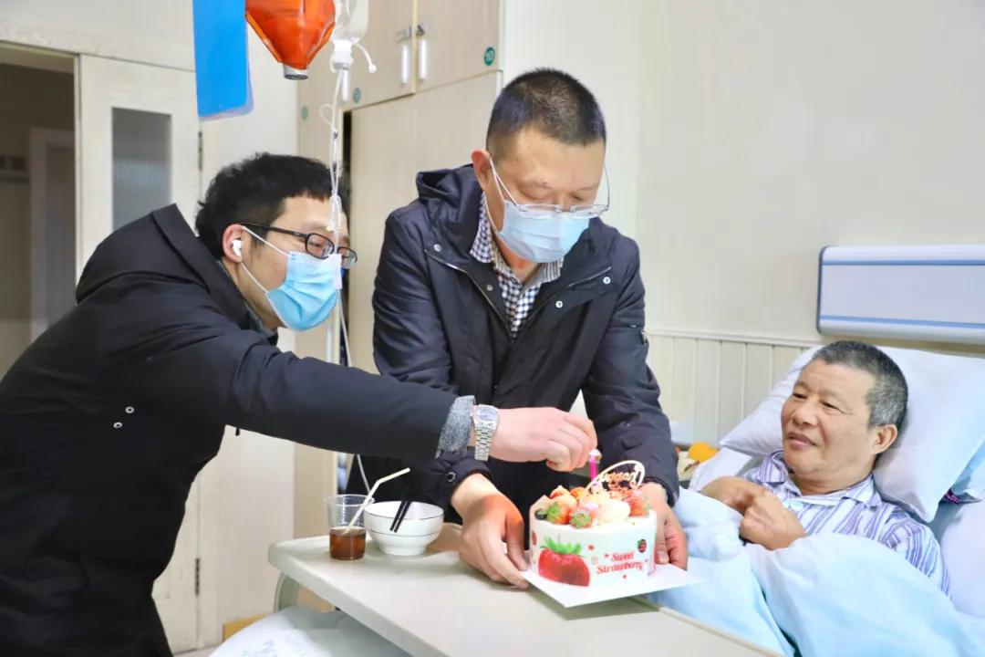 多次清创植皮,清创手术和植皮手术