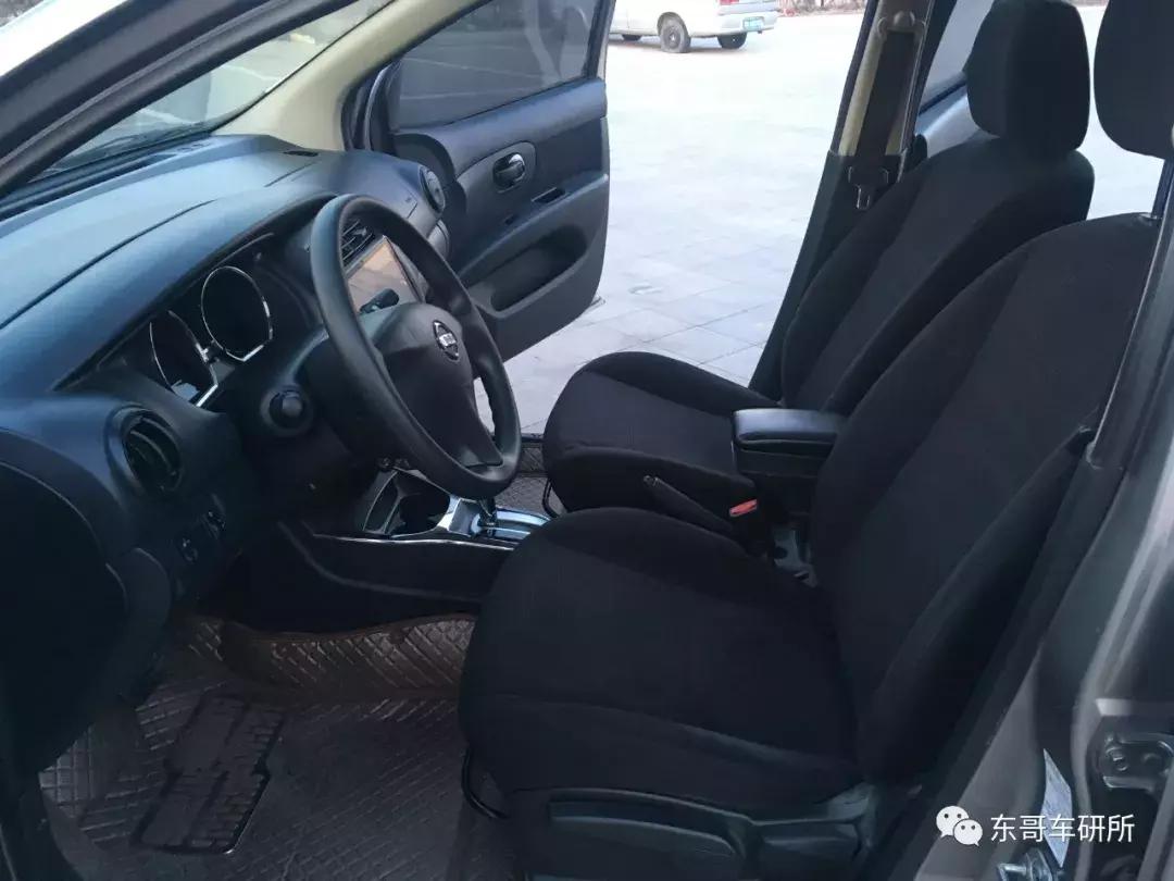 尼桑骊威满载拉货,日产骊威二手车拉人拉货两不误