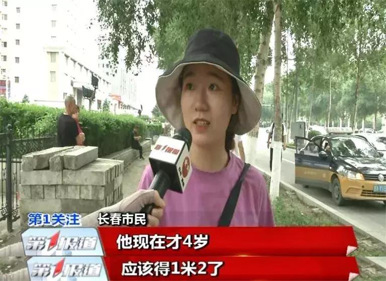 刮风广告牌砸了车可以要车损吗,刮风广告牌砸了车属于谁的责任