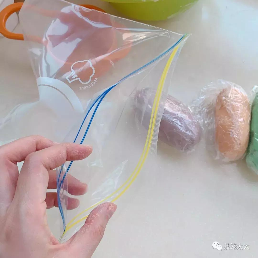 买来的橡皮泥有毒吗,外面买的橡皮泥做手工