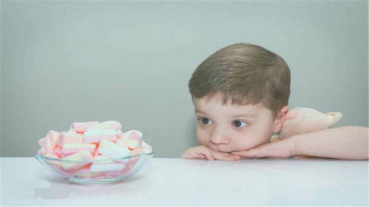 孩子爱偷同学东西如何教育,孩子爱偷拿东西该怎么引导改正