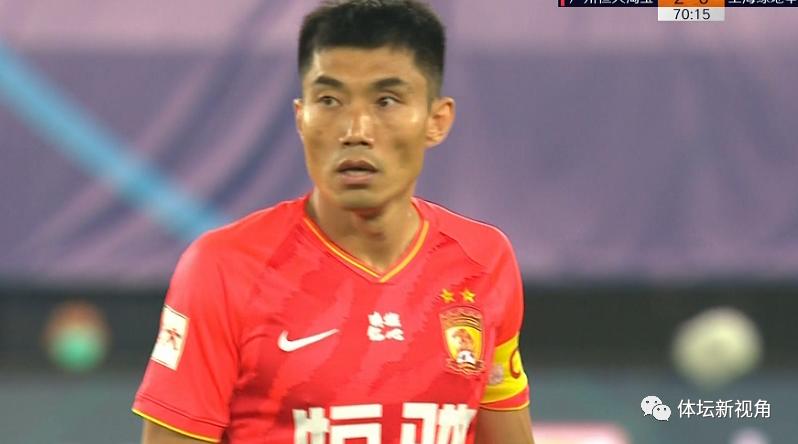 郑智在恒大的巅峰之作,郑智查尔顿停球射门