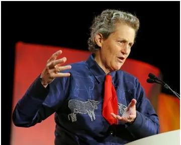 永别了孩子！97岁母亲安置好61岁自闭症儿子后离世