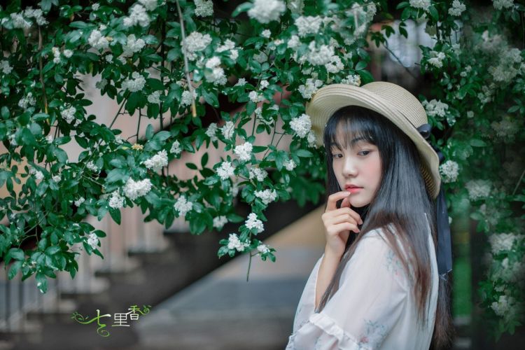 眼角皱纹和细纹的区别,细纹和鱼尾纹怎么分别