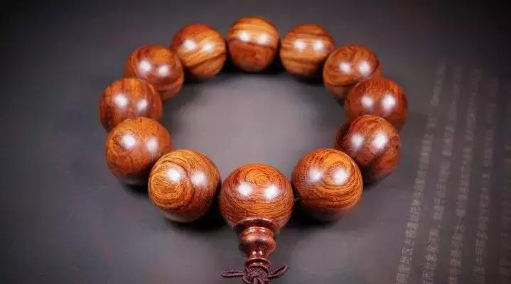 男人一般戴多大的串,男生适合戴多串吗