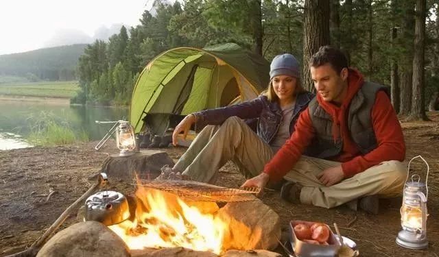 户外露营烧烤完整攻略,广州户外露营旅游攻略